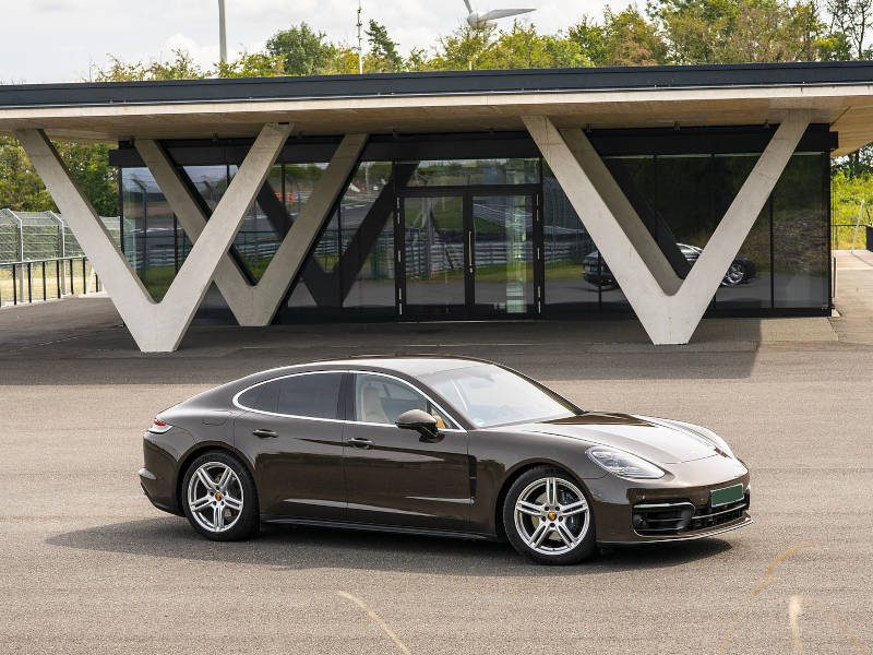 Star Luxury Cars Porsche Panamera Houston 2023