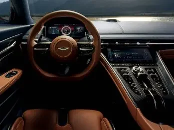 SLC-starr-luxury-cars-aston-martin-db12-big-ben-and-the-houses-of-parliament-buckingham-palace-tower-of-london-westminster-abbey-stonehenge-castle-big-companies-bookings-for-self-drive