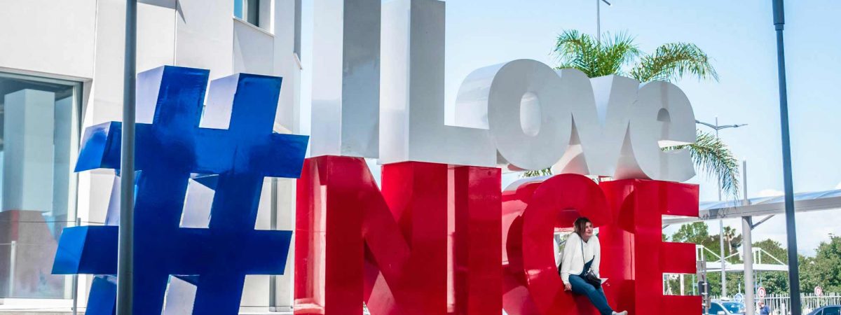 SLC-starr-luxury-cars-nicepromenade-des-anglais-vieux-nice-castle-hill-mont-boron-cours-saleya-musee-matisse-colline-du-chateau-jardin-albert-ier-russian-orthodox-cathedral-sights-of-nice Starr Luxury Cars - SLC - The best Global Platform online Nice - Self hire and Chauffeur Service Super Exotic Cars