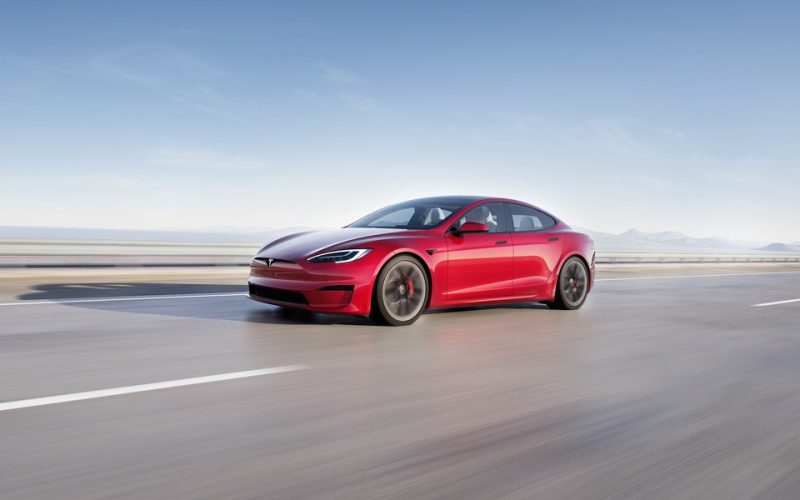 Tesla-Model-S-red