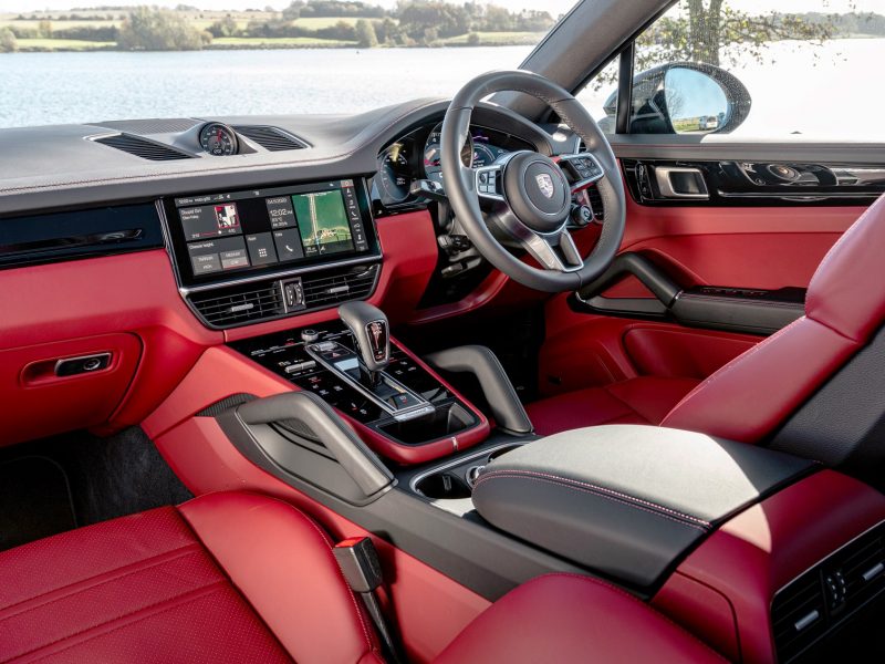 cayennecouperedinterior