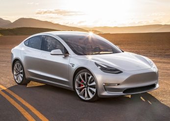 Tesla-Model3-main-1440x1000-2